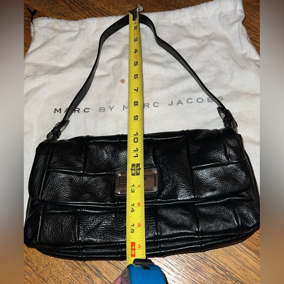 Marc by Marc Jacobs black leather stitch wide shoulder bag / medium size - Picture 8 of 11